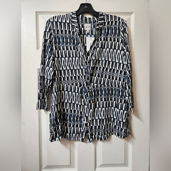 NIC+ZOE Women's Batik Stripe Top - Picture 4 of 5